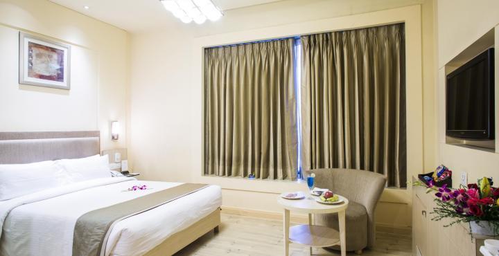 Sarovar Portico Naraina, Hotel Ню Делхи Екстериор снимка